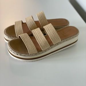 Flatform sandals